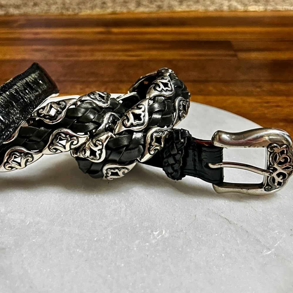Brighton ~ Vintage ~ Women’s Small ~Black Leather Braided W/Silver Conchos Belt - Picture 2 of 16